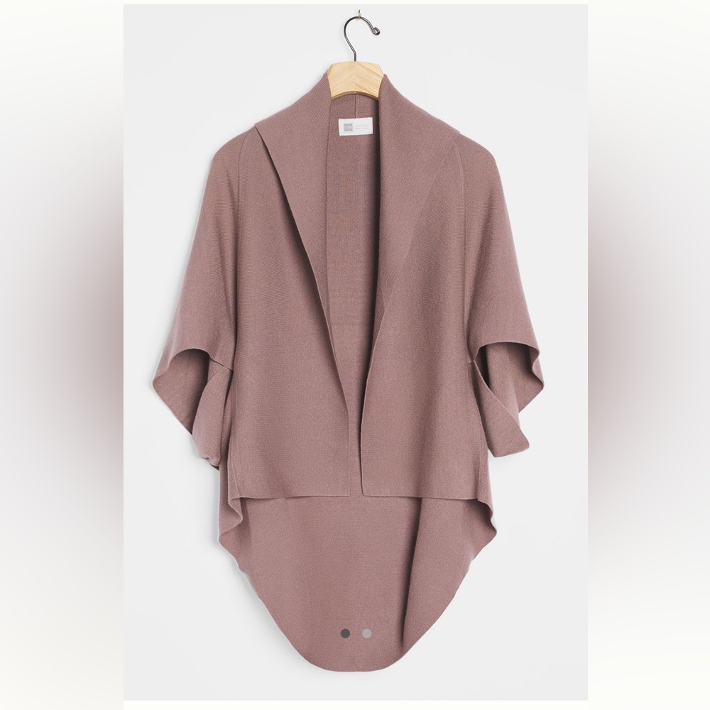 Anthropologie Prescott Wrap in taupe (one size)